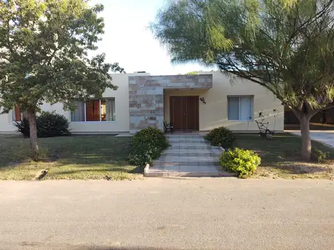 Casa en Venta en Country Los Mimbres - 3 dormitorios