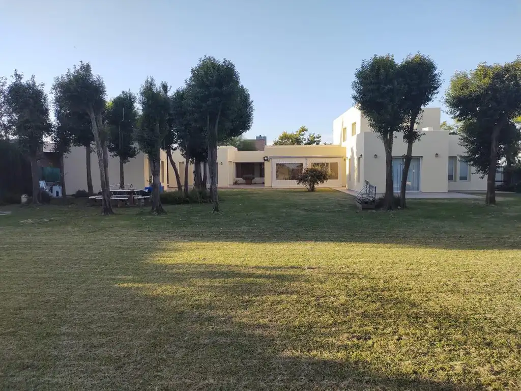 Casa en Venta en Country Los Mimbres