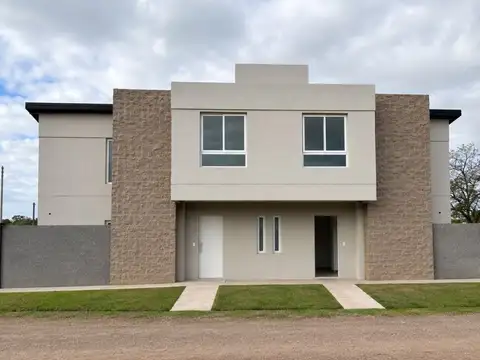CASAS - DUPLEX - VILLA ALTABE, RESISTENCIA