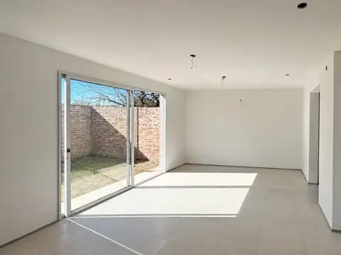 Casa en Venta en Villa Altabe, USD 150.000