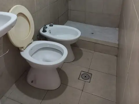 Departamento 2 ambientes   En Alquiler   San Justo Centro