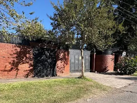 Depto Tipo Casa en Alquiler de 2 ambientes