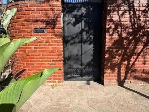 PH PLANTA BAJA 2 AMB- COCHERA- PILAR CENTRO