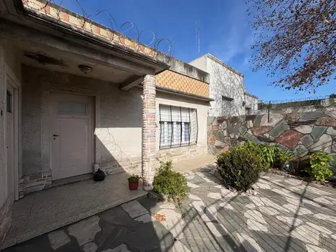 Gral. Pinto 1444 , Piso UF 1