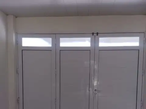 CASA Y LOCAL , IMPORTANTE POTENCIAL