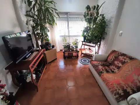 Franklin D Roosevelt 1500, Piso 8