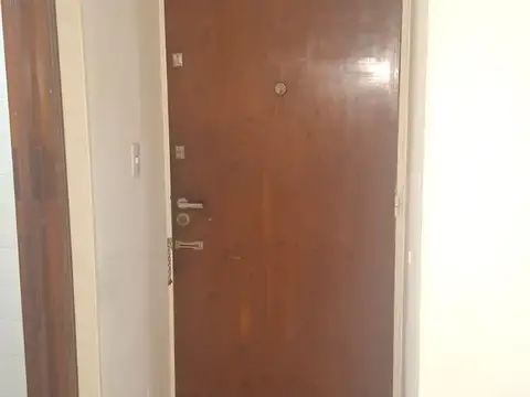 2amb con Patio- 40m2- Cerca Subte y Av Santa Fe