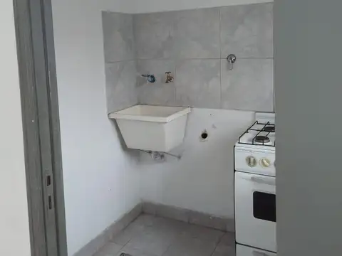 Venta monoambiente en Muñiz - Alberdi esquina Peron