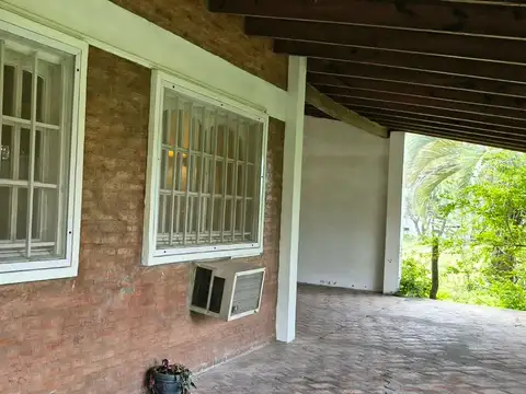 Rivadavia 100