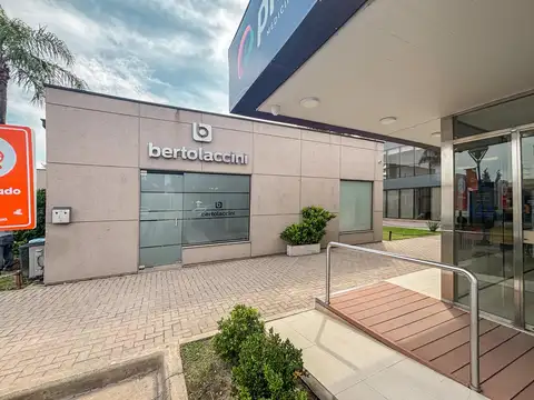 Local modulable de 100m² en Fisherton Plaza