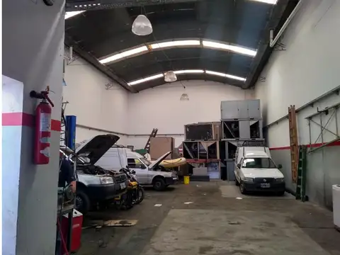 Galpon en Venta en Crucesita, USD 129.000