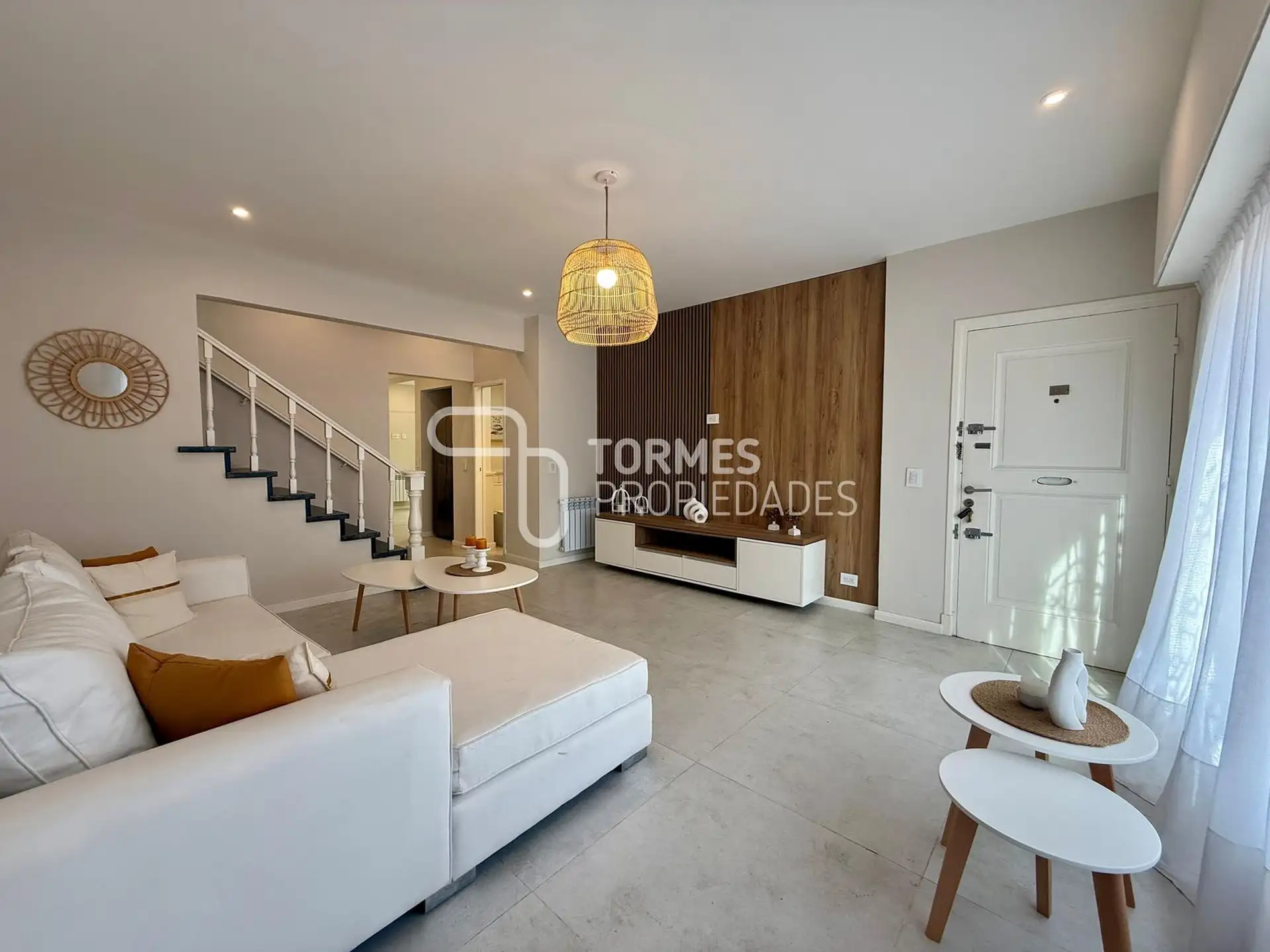 VENTA Chalet en PH 5 ambientes con terraza y garage en zona Paseo Aldrey