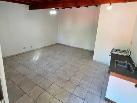 Departamento en Alquiler con 1 cochera