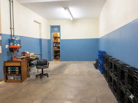 Paz Soldán 4900