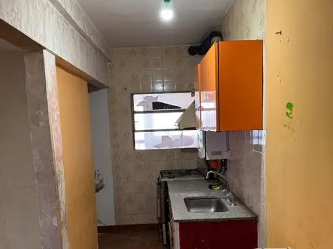 Casa 4 ambientes con 1 baño