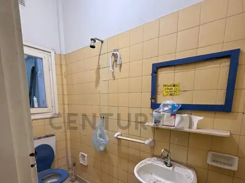 General Paz 200, Piso 0