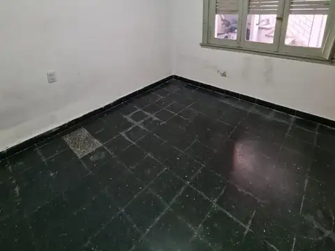 Depto Tipo Casa 4 ambientes con 1 baño