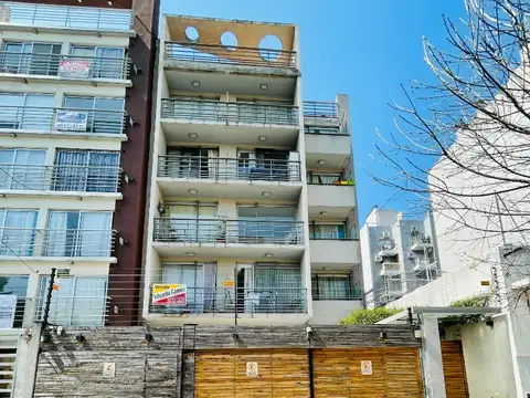 DEPARTAMENTO 2 AMBIENTES CON COCHERA CUBIERTA