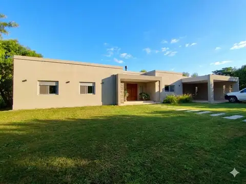 ALQUILER CASA AMOBLADA DE CATEGORIA