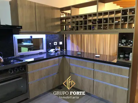 Casa en Venta al Este