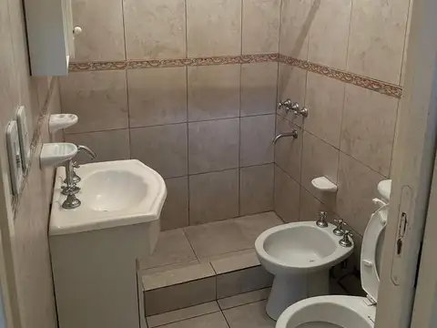 Departamento en Alquiler con 1 cocheras