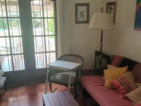 Casa en Alquiler Temporal con 1 cochera