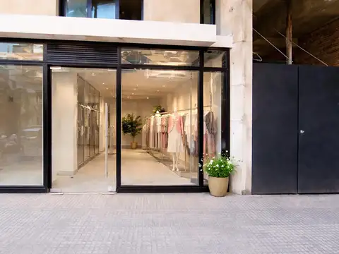 Excelente Local en Belgrano a Metros de Av. Cabildo