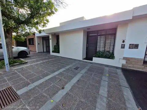 HERMOSA CASA EN VENTA ALTO DORREGO