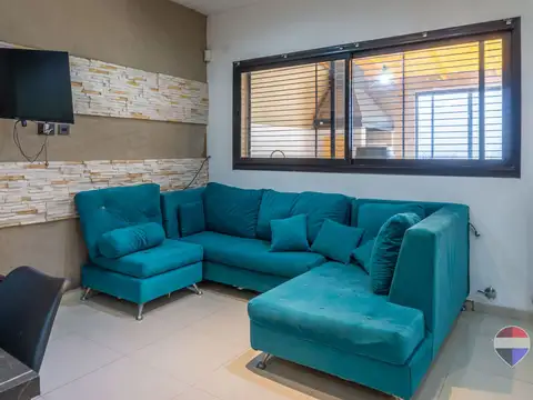 Casa de 3 dormitorios en venta La Plata, quincho