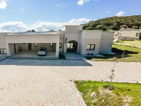 Casa en Venta en Salta, USD 770.000