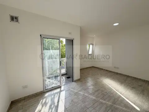 Depto Tipo Casa en Venta al Oeste