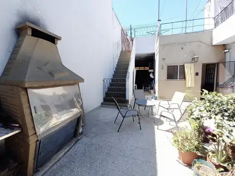 VENTA CASA 5 DORM CON LOCAL, TERRAZA, LA TABLADA