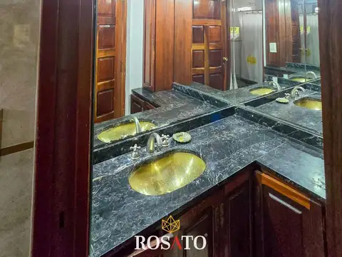 Casa 5 ambientes con 3 baños