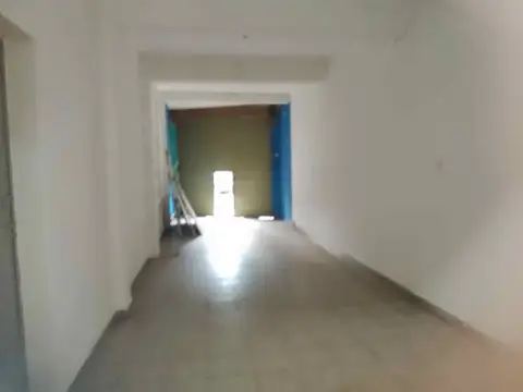 Avenida Cornelio Saavedra 300