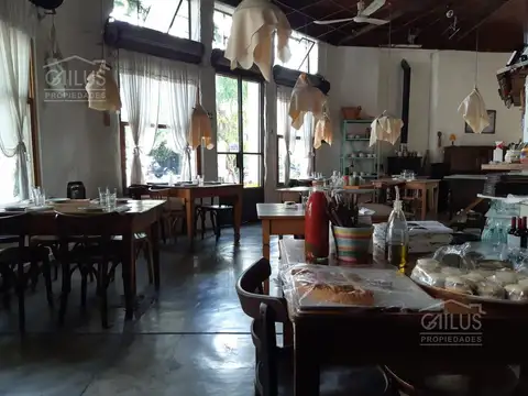Local gastronómico con vivienda - Boedo
