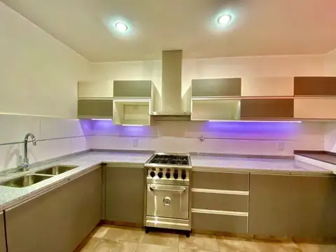 Casa en Venta en Mendoza, USD 180.000