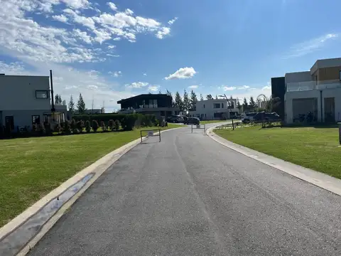 Terreno en Venta en Dique Lujan, USD 170.000