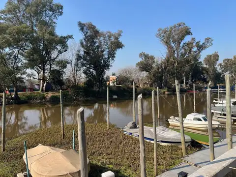 Blvd. de Todos los Santos  al 4300 TIGRE