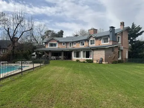 B° Cdo Las Acacias, Aristóbulo Del Valle 2900