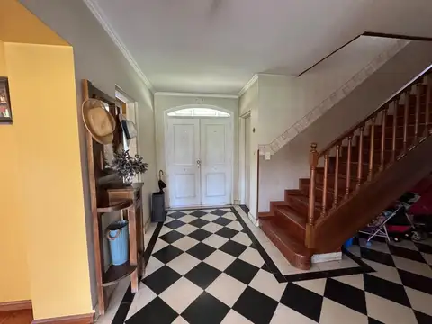 Venta casa B° Cdo Las Acacias, Muñiz