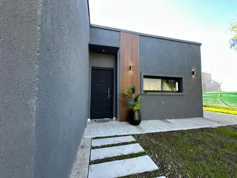 Casa en Venta en Pilar del Este - San Ramón, USD 159.000