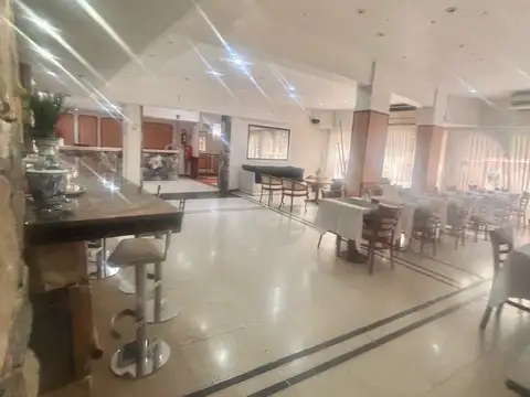 Hotel en San Nicolás, 34 habitaciones monoambientes