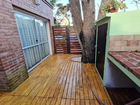 Depto Tipo Casa en Venta de 4 ambientes