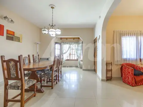 Casa en Venta en Temperley, USD 150.000