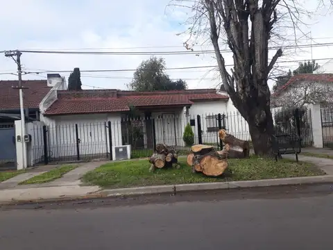 Oportunidad Casa en  City Bell 476 y 22. Ahí nomás de todo 