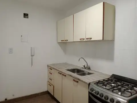 Avenida Directorio 1900