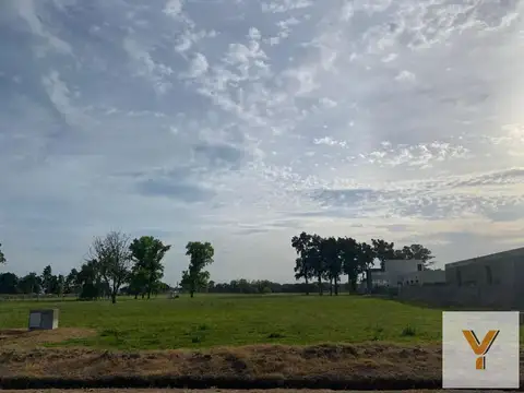 Terreno en Venta en Arana, USD 75.000