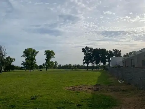 Lote en Venta - 1348 mts2 - La Plata