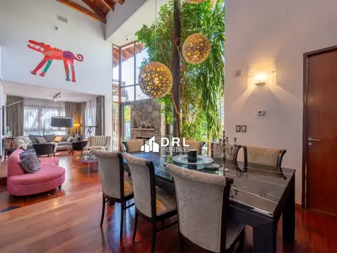 Casa 6 ambientes con 6 baños