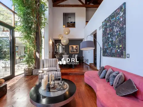 Casa en Venta en Lomas de los Carolinos, USD 1.150.000